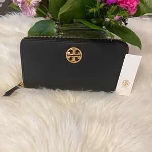NWT Tory Burch wallet